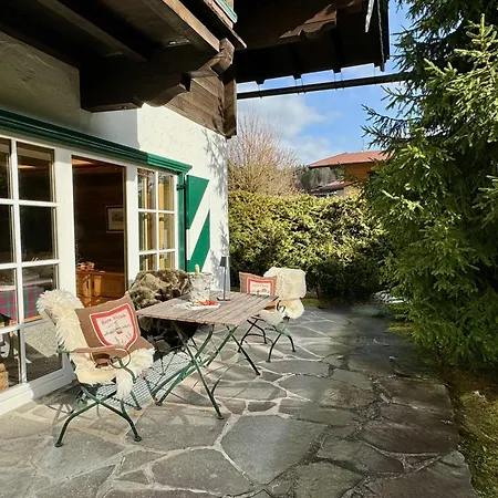 Mountain By Belle-stay Apartment